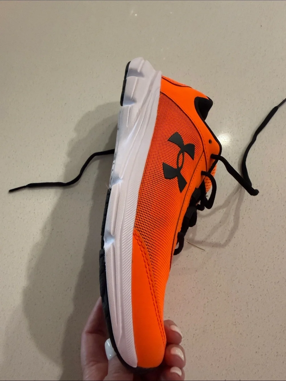 Under Armour  Orange and Black Low-Top Sneakers Size 7Y (euro 40) Men’s 7